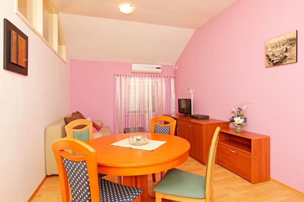 Guest House Kod Peskarije Vela Luka Room photo
