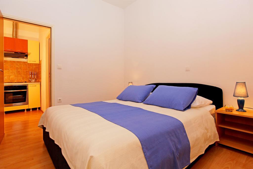 Guest House Kod Peskarije Vela Luka Room photo