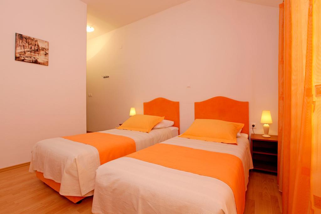 Guest House Kod Peskarije Vela Luka Room photo