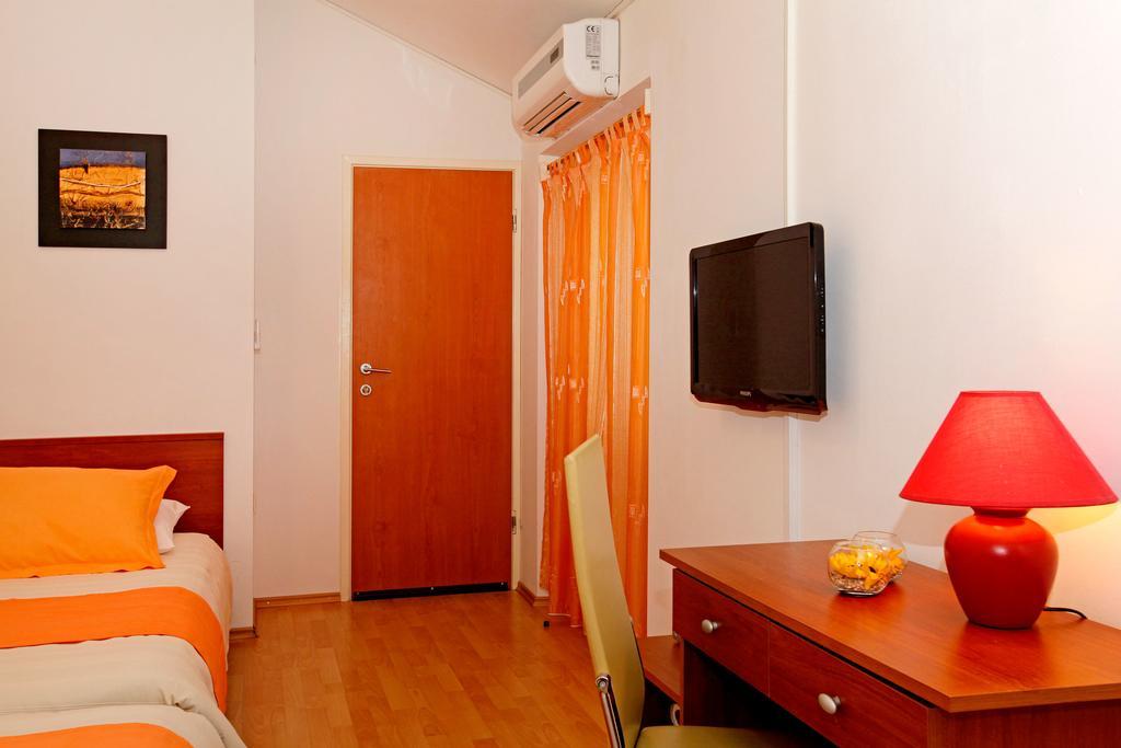 Guest House Kod Peskarije Vela Luka Room photo